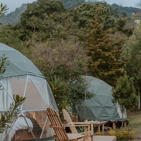 Las Cupulas At Earth Lodge Antigua Exterior foto